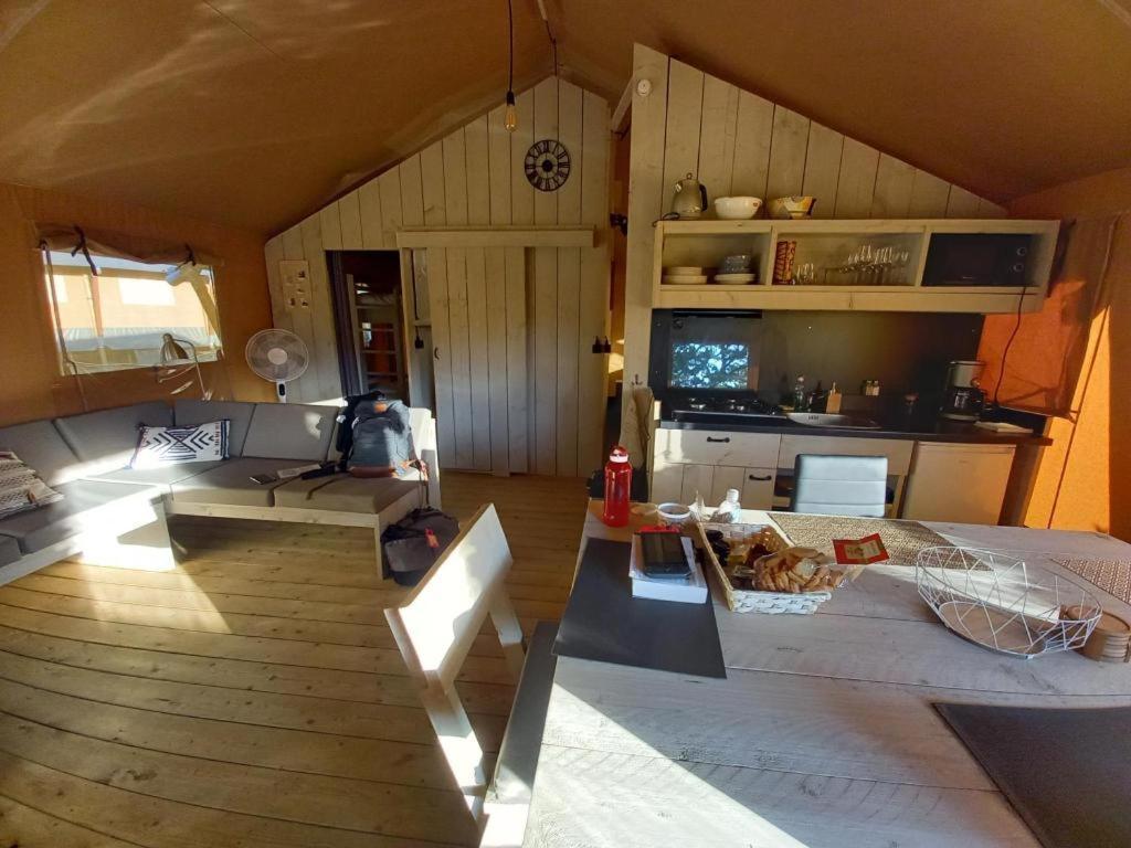 Modern Nomads Hotel Thenon Eksteriør billede